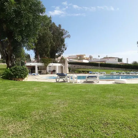 Garden Pool & Design Appartement